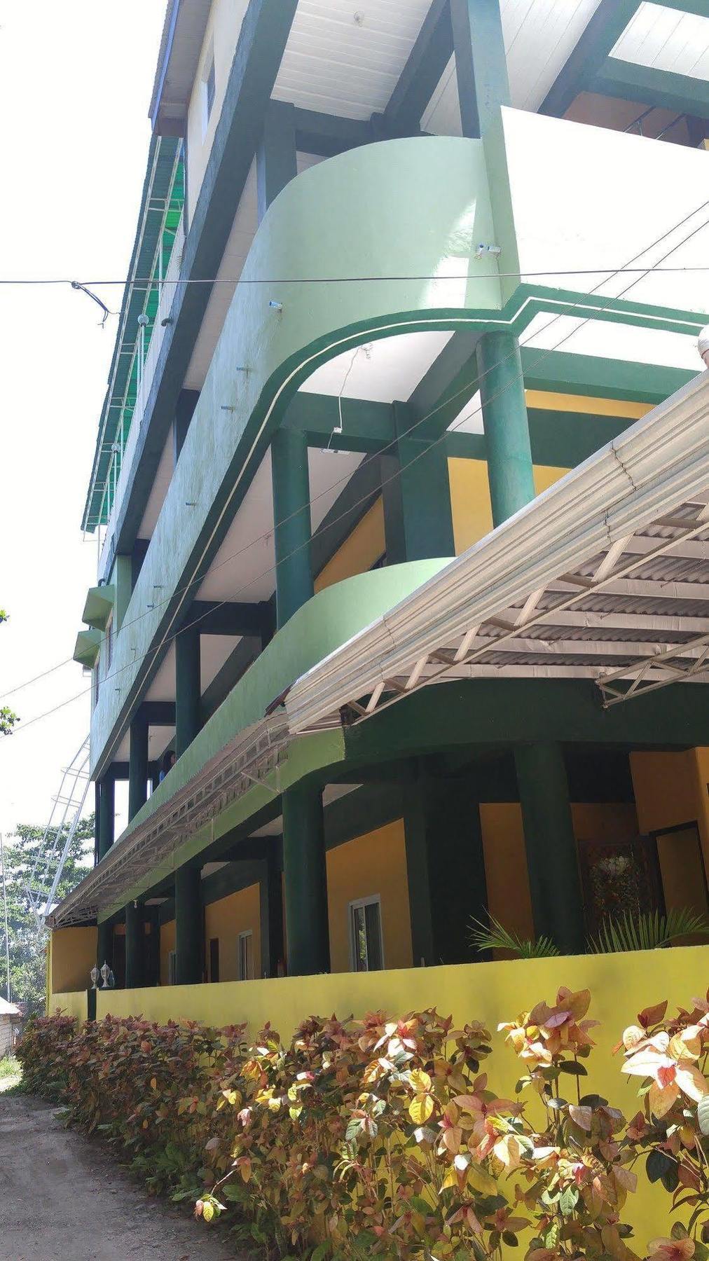 Almedilla House Inn 2*