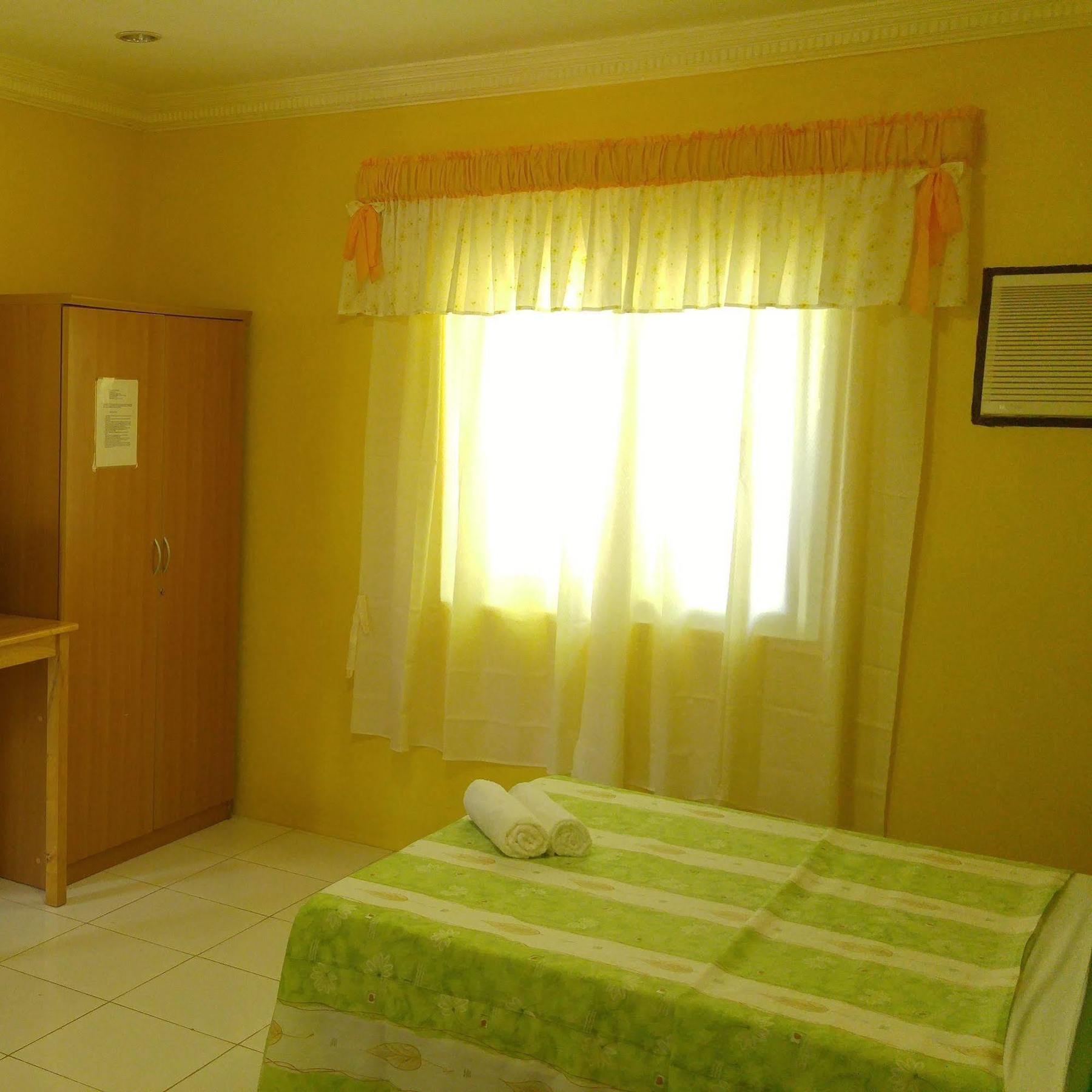 Almedilla House Inn 2*