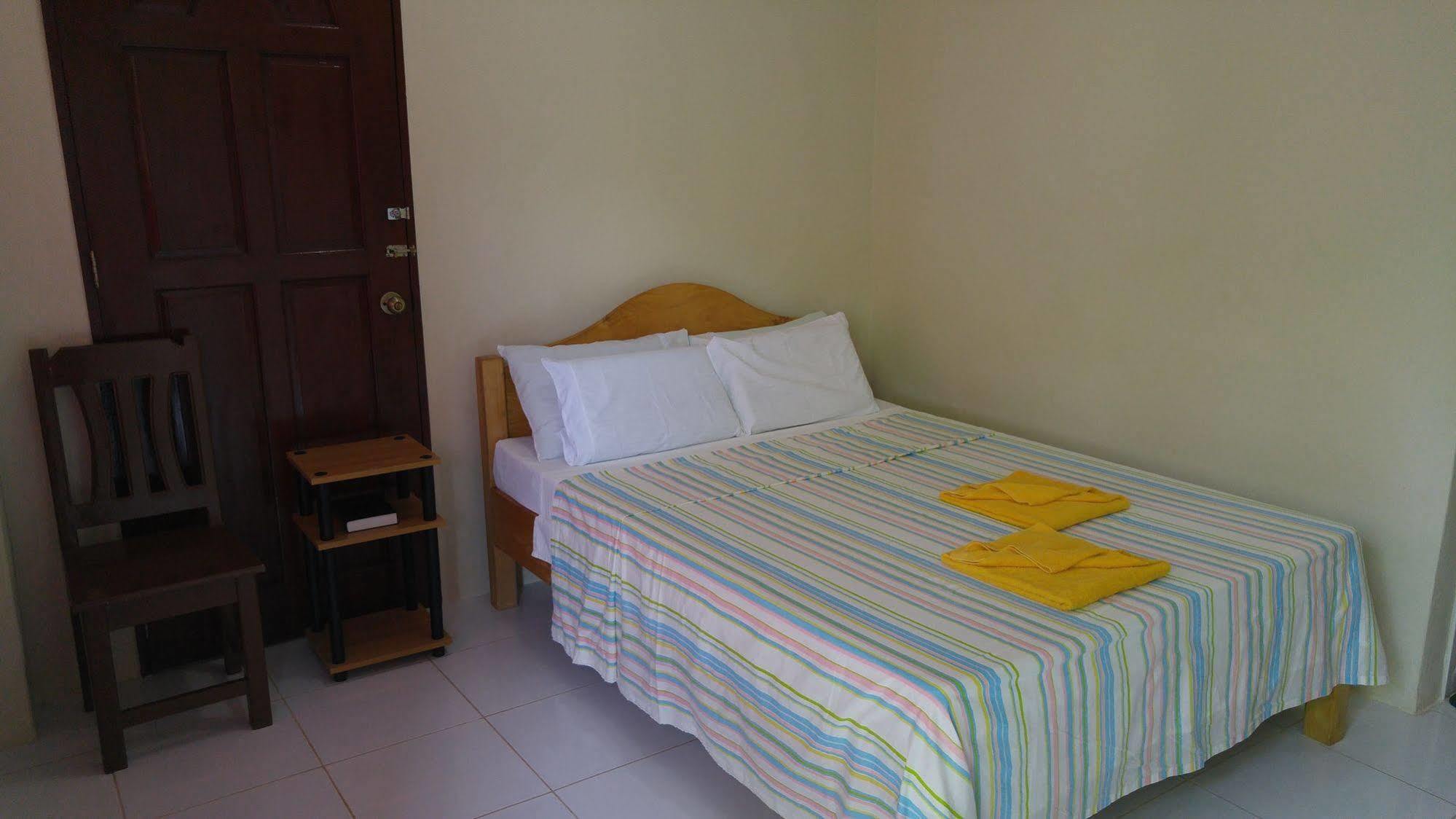 Almedilla House 2* Panglao